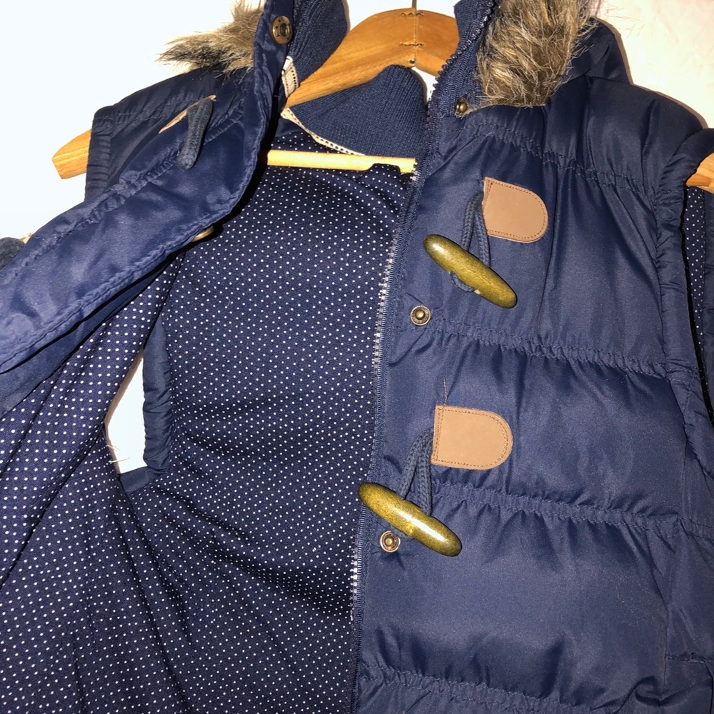 Tokyo Laundry Navy Puffer Vest with toggle buttons